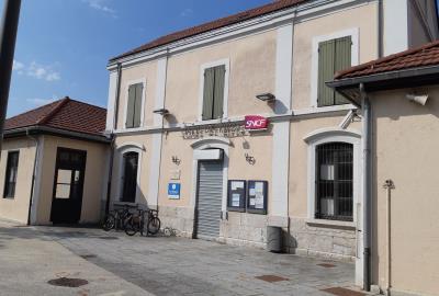 Gare de Rives